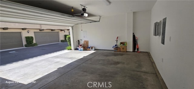Building Photo - 26149 Park Ave