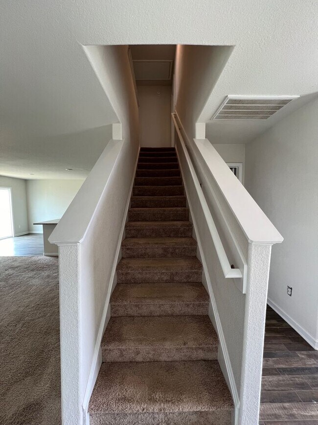 Building Photo - Charming 3 Bedroom Home Located In Zebulon NC!!!