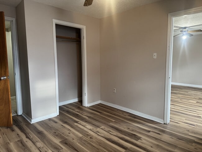 Building Photo - 1604 Alton Rd