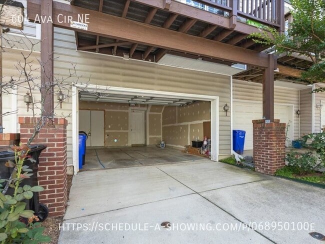 Building Photo - 604 Ava Cir NE