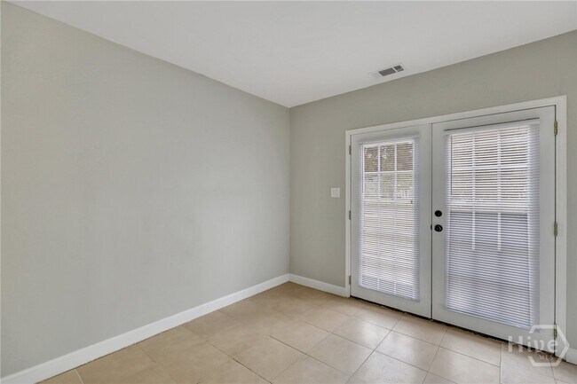 Building Photo - 34 Quail Forest Dr