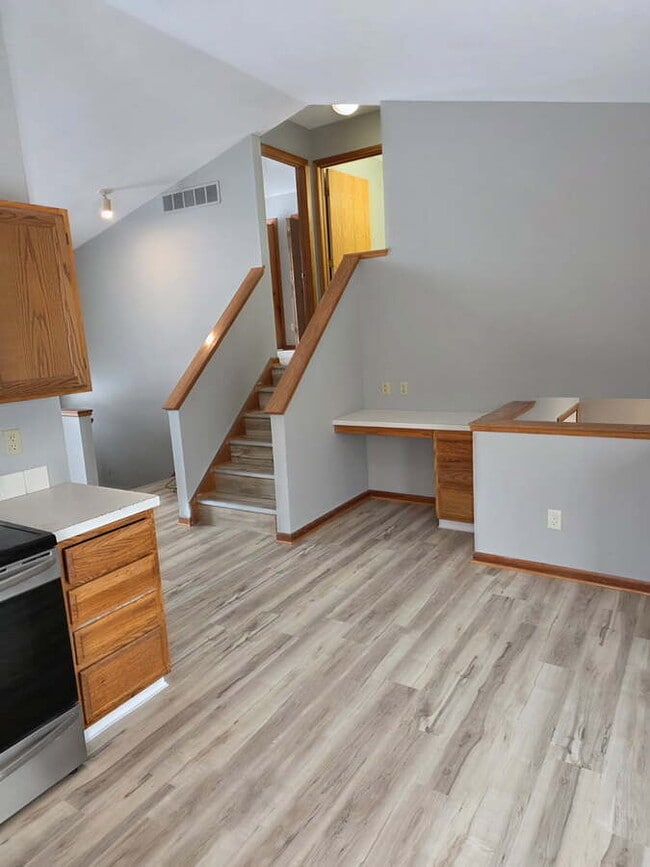 Building Photo - 3745 Jill Ave