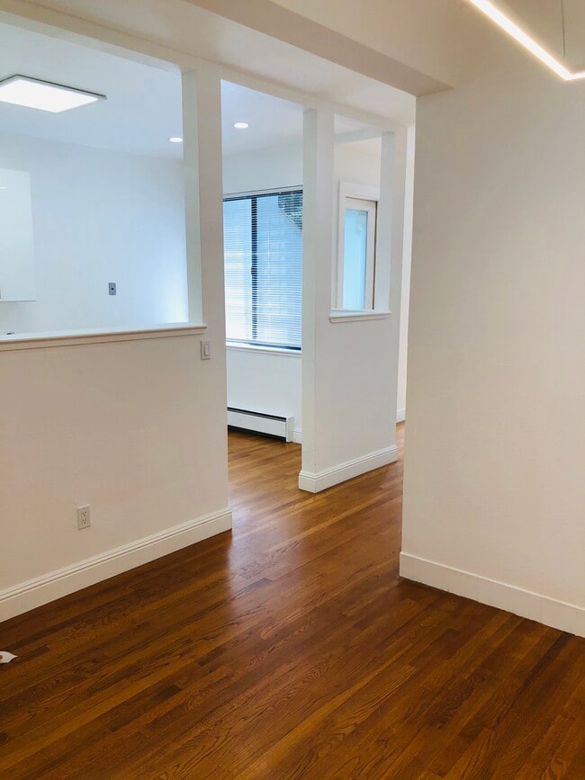 Building Photo - 1755 Filbert St