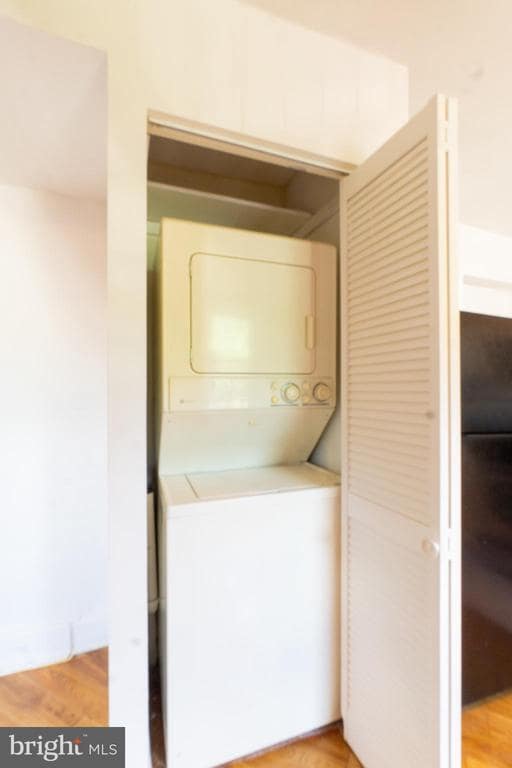 Building Photo - 1212 S Melville St