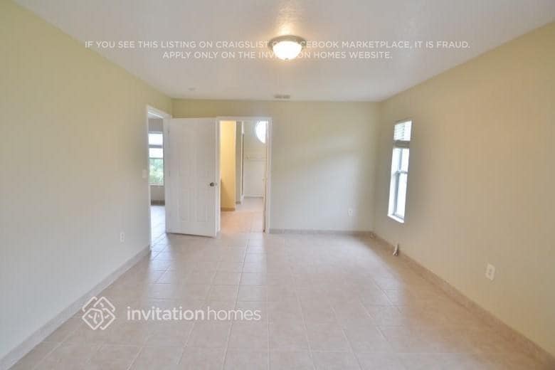 Building Photo - 847 Mendoza Dr