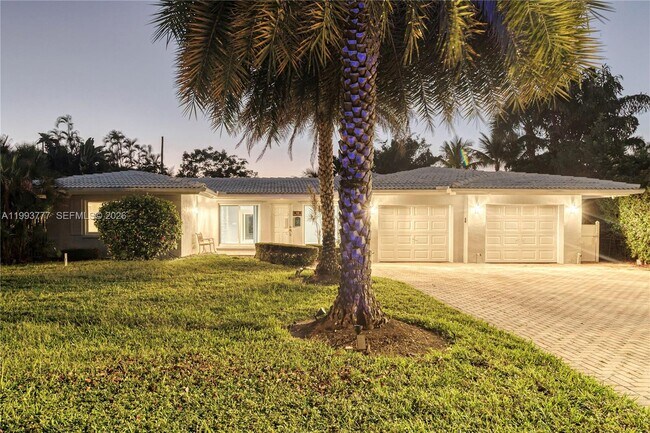 Building Photo - 2801 Coral Shores Dr