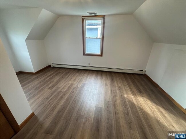 Building Photo - 74 Rosemont Ave