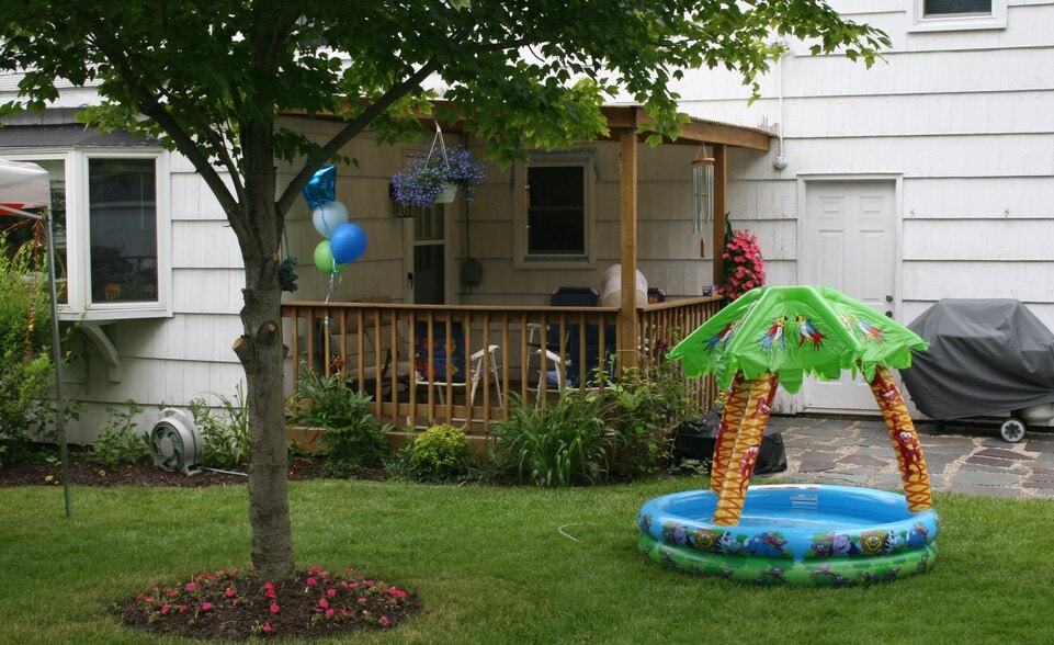 Building Photo - 131 Shelbourne Rd