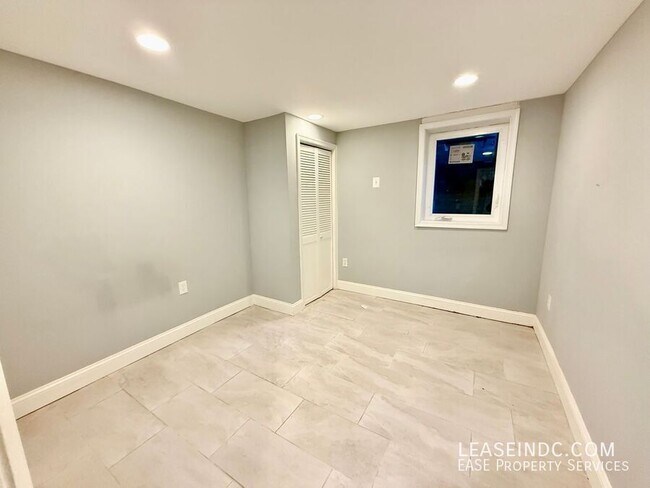 Building Photo - 55 Quincy Pl NW