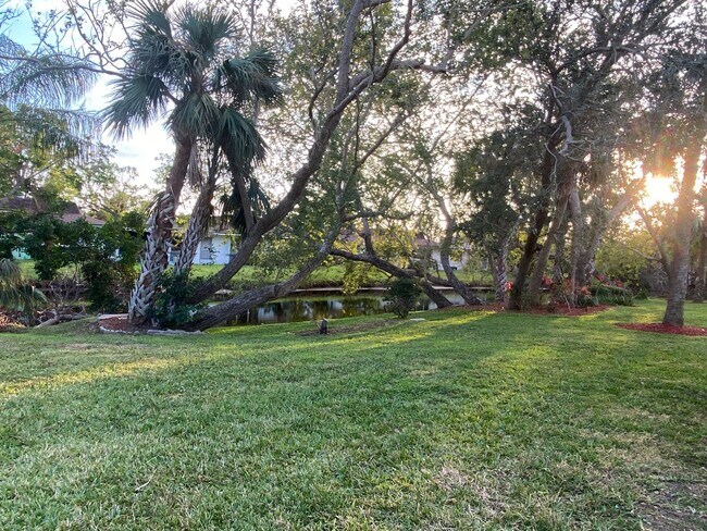 Building Photo - Gulf access community