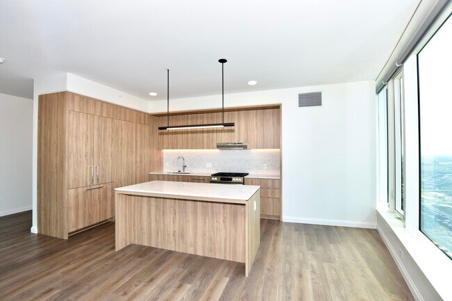 Building Photo - 1000 S Michigan Ave