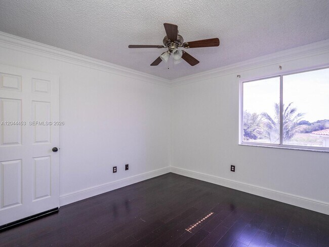 Building Photo - 351 SW 184th Terrace