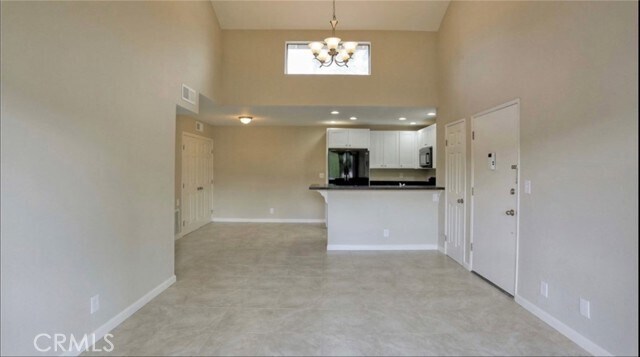 Building Photo - 25019 Peachland Ave