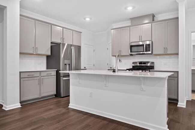 Building Photo - 210 Redford Pl Dr