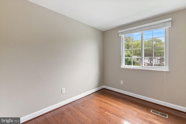 Building Photo - 8454 Rippled Creek Ct