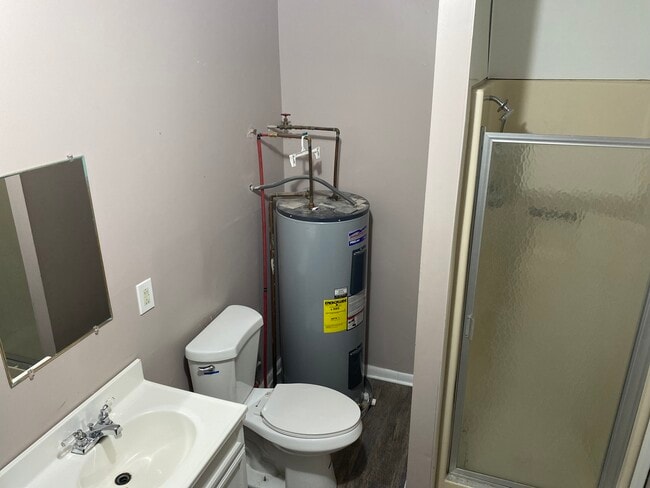 Bathroom 2 - 1026 Granada Rd