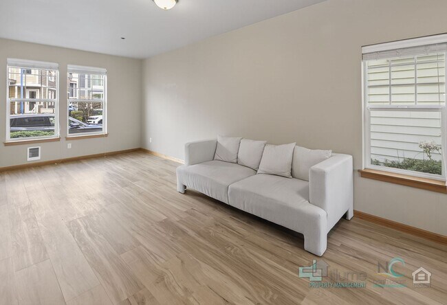 Building Photo - 255 - Fillpot