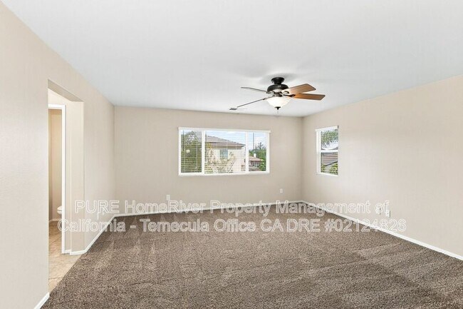 Building Photo - 31281 E Pointe Ct