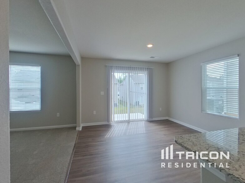 Building Photo - 8112 Derby Wood Ln