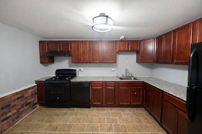 Building Photo - 223-227 East Dominick