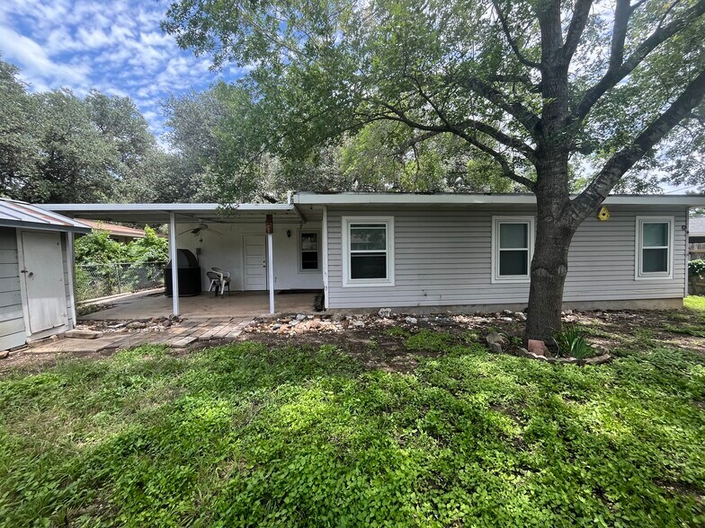 Building Photo - 314 Haverford Dr