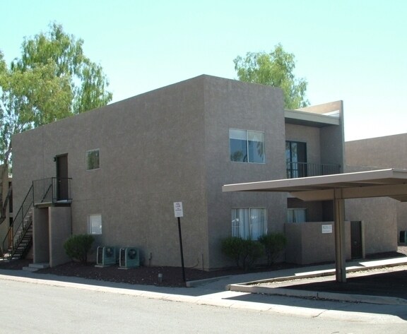 Primary Photo - Palomino Point Fourplex