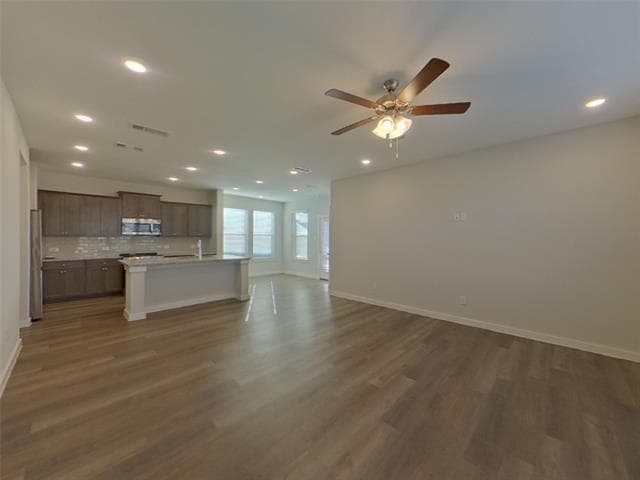 Building Photo - 2549 Dulaney Dr