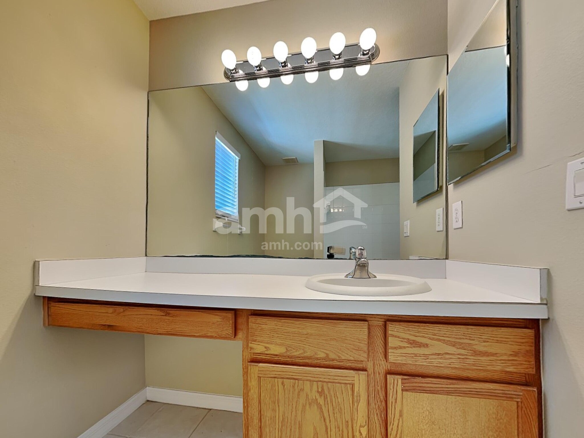 Building Photo - 2710 Pankaw Ln