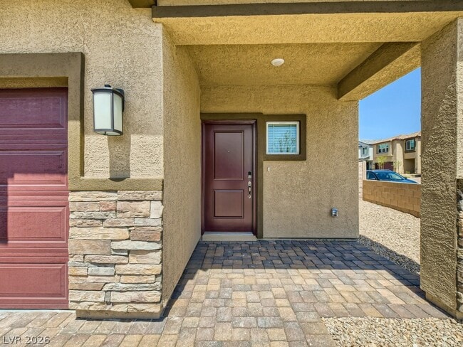 Building Photo - 10748 Wild Poppy Ave