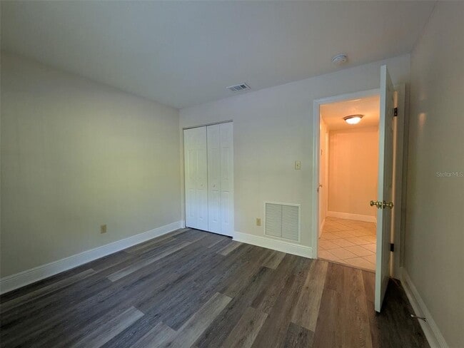 Building Photo - 450 Cherrywood Gardens Dr