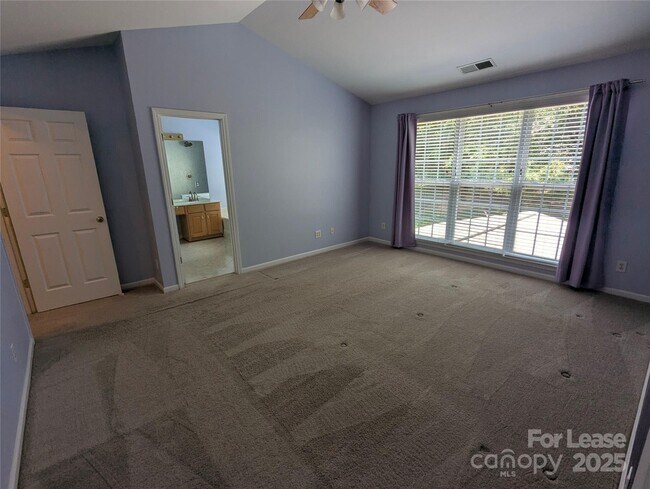 Building Photo - 7711 Epping Forest Dr