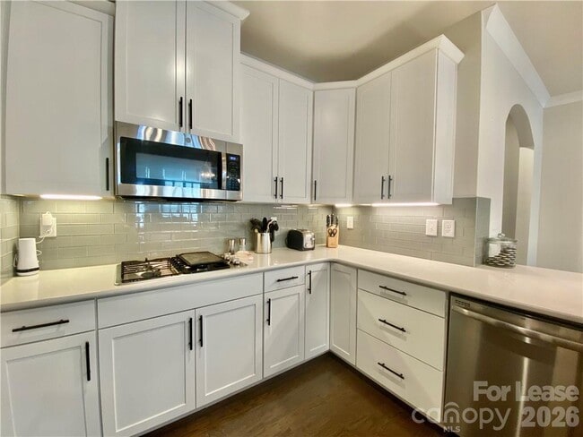 Building Photo - 6509 Winterfell Ct