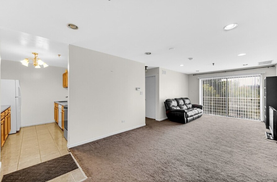 Building Photo - 3255 Kirchoff Rd