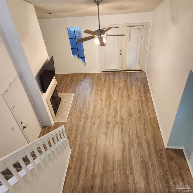 Building Photo - 5001 Grande Dr