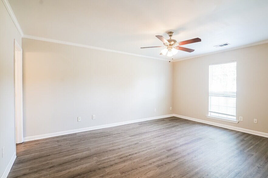 Building Photo - 186 Cedar Bend Dr