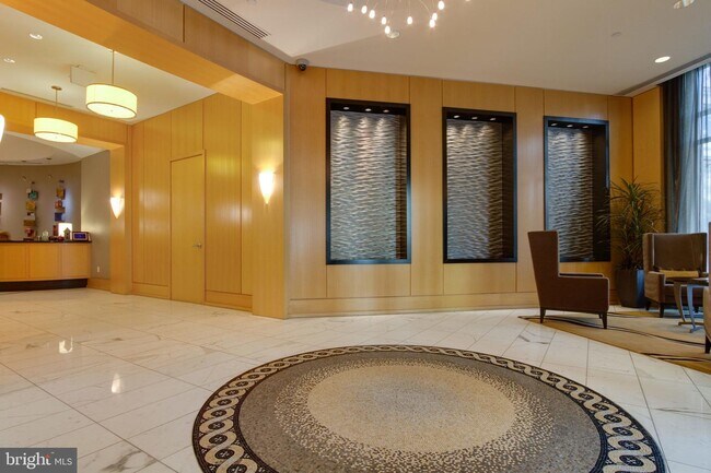 Building Photo - 155 Potomac Passage