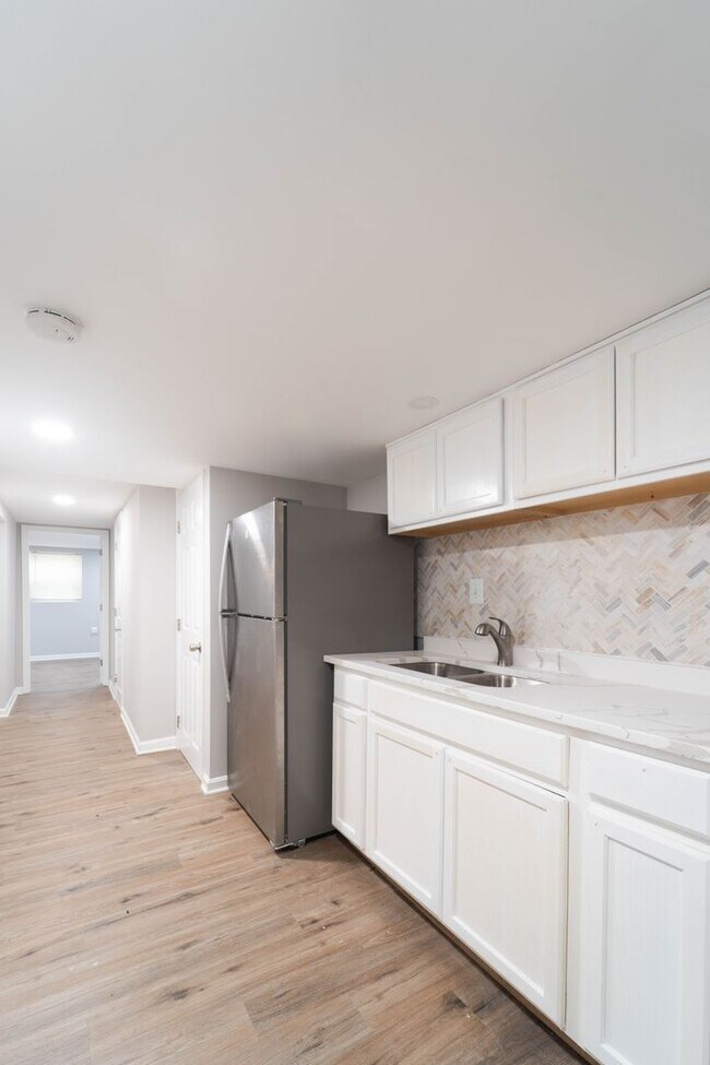 Building Photo - Beautiful Home With an Excellent Location in Potomac, MD