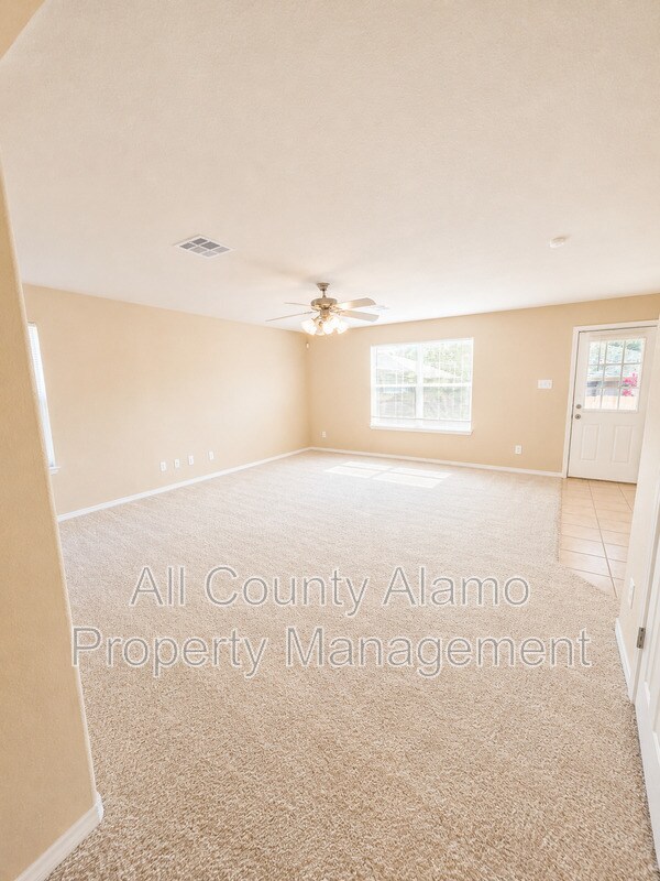Building Photo - 4919 Celtic Cor