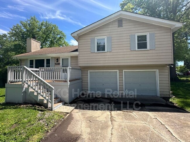 Building Photo - 7219 Ridge Ave