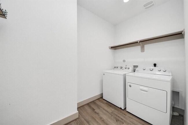 Building Photo - 1567 Harvest Vine Ct