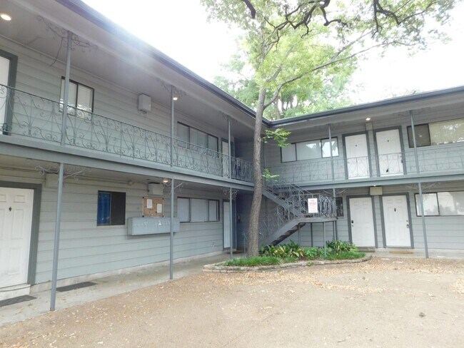 Building Photo - UT condo for lease
