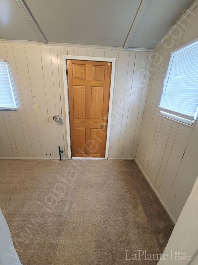 Building Photo - Cute Single-Story Home for Rent