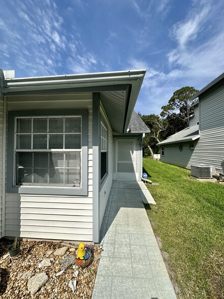 Building Photo - 22 Bristol Dr