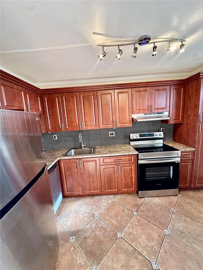 Building Photo - 2903 N Miami Beach Blvd