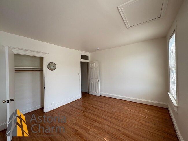 Building Photo - Rent Offers Accepted!