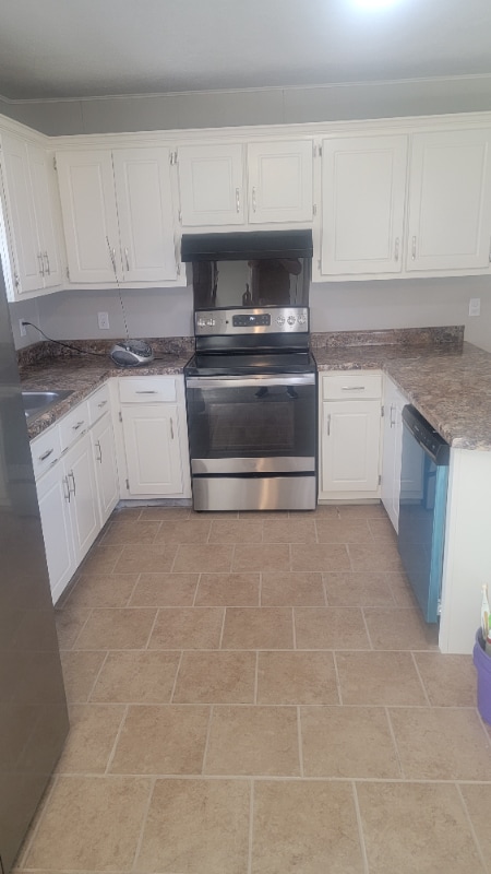 Building Photo - 619 Cherokee Rd