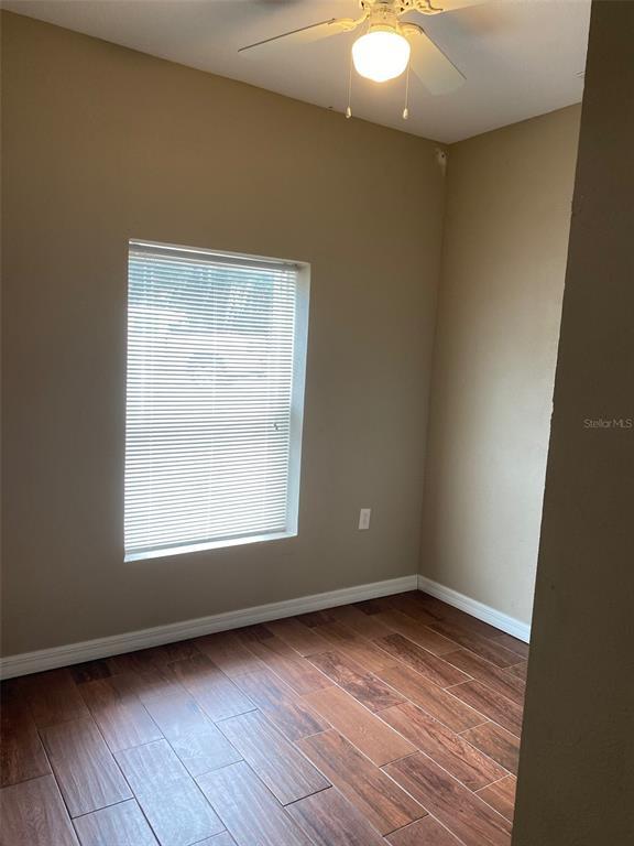 Building Photo - 1002 E McDonald Ave