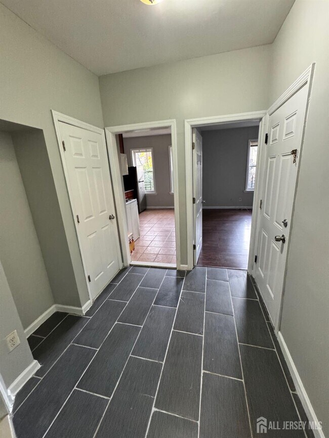 Building Photo - 260 Amherst St