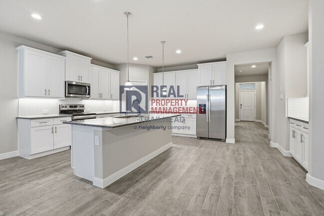 Building Photo - Modern Single-Story Home with Open Living Design