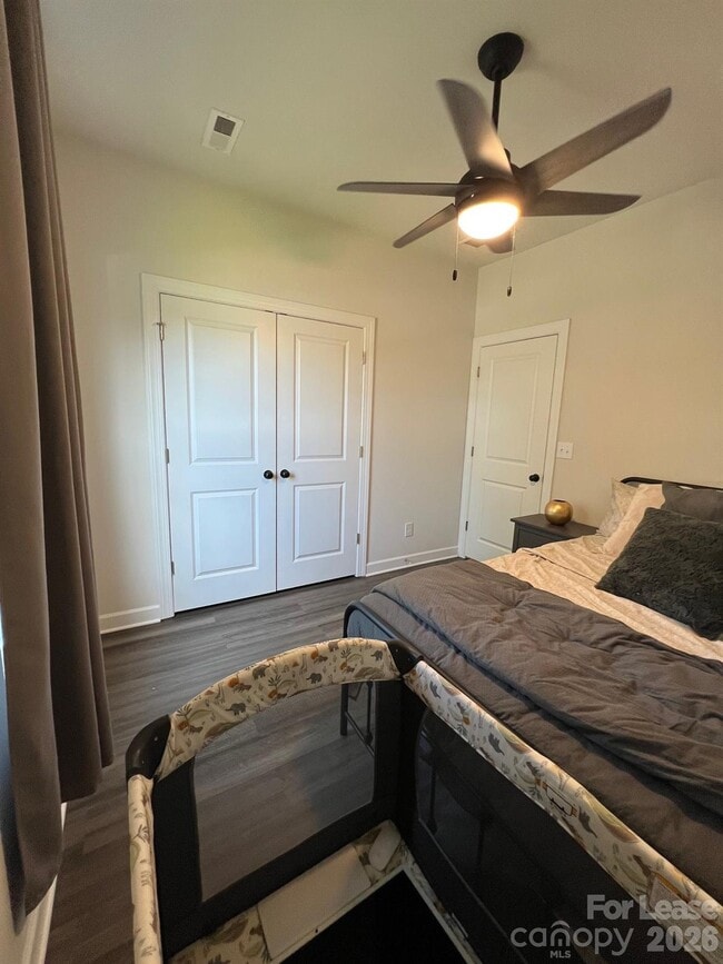 Building Photo - 8921 Pennegrove Cir